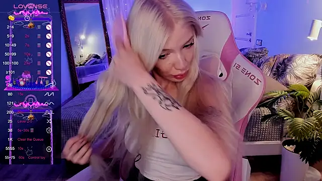 AnyaTaylor_ XXX чат на живо