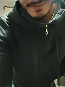 Exlifer Chat XXX live