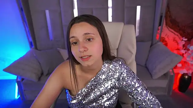 TinyNatalie's Live XXX Chat