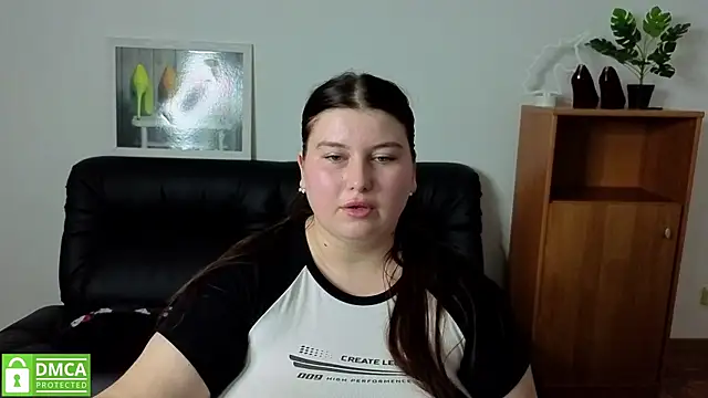 צ'אט XXX בשידור חי של Katina_deeplou4