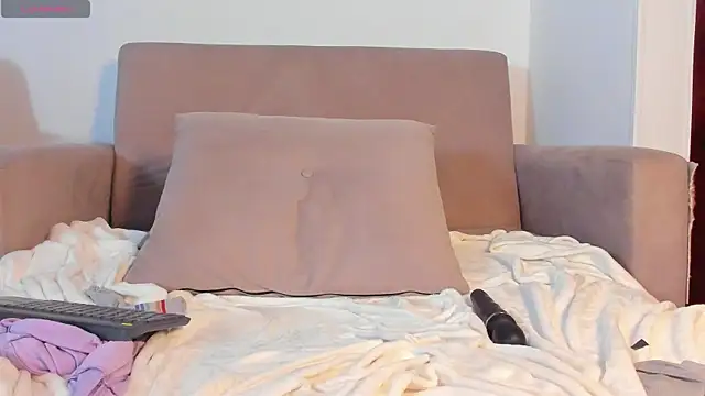 marie_pourtoii Adlı Modelin Canlı XXX Sohbeti