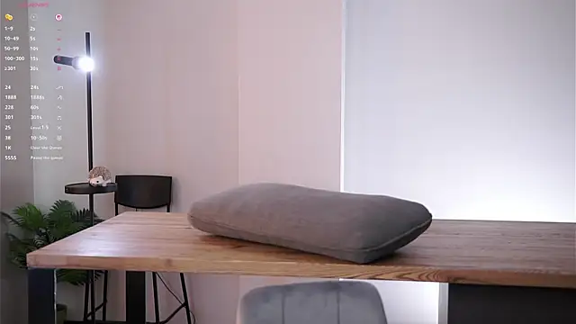 CaseyMulders Chat XXX in diretta