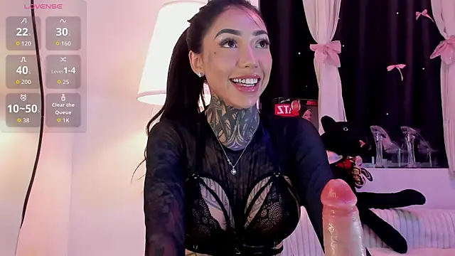 Chat +18 de NinaVall ao vivo
