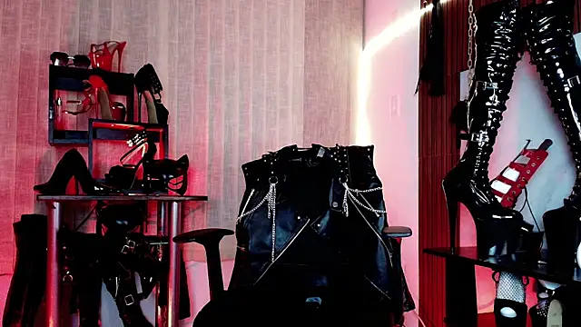 צ'אט XXX בשידור חי של missdarklady