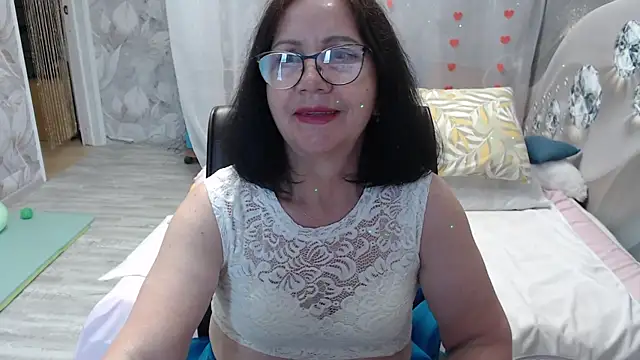 צ'אט XXX בשידור חי של OlgaHottie