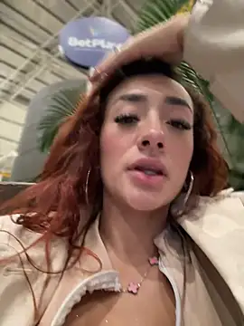 Chat +18 de ariiel_ ao vivo