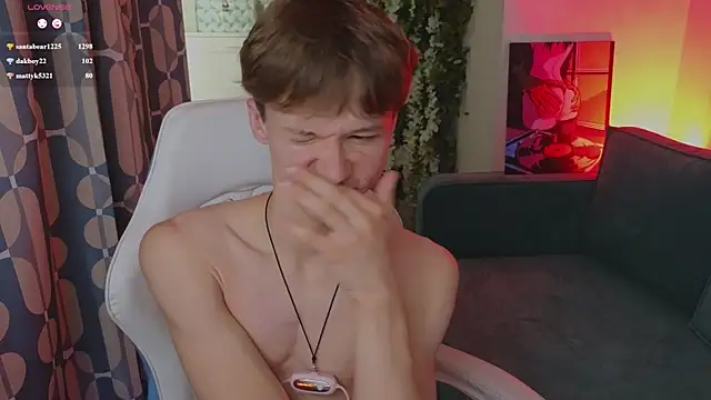 cuMte_boy XXX чат на живо