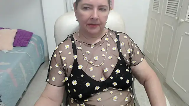 leonela_69 Adlı Modelin Canlı XXX Sohbeti