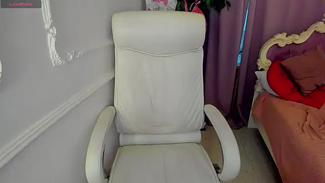Lily_Marlin's Live XXX Chat