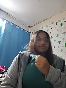 Avannay Live XXX-chat