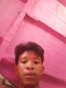 Edrial- Show in webcam
