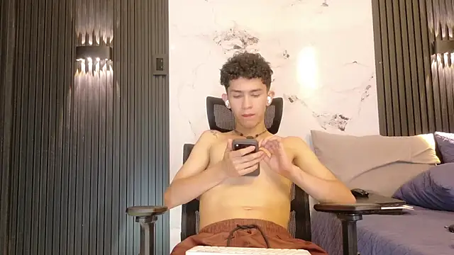 عرض كام Noah_tyler_