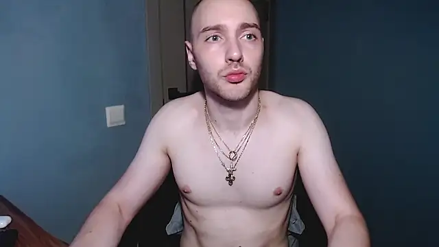 MarkVenom1 XXX чат на живо