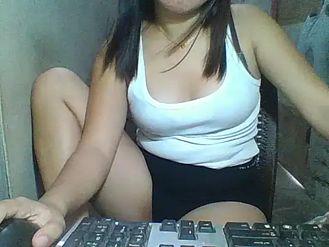 Živý XXX chat Skinny_PinayGirljust18
