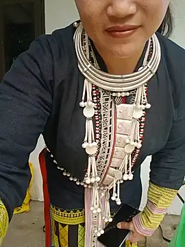 nelina_12345 现场XXX聊天