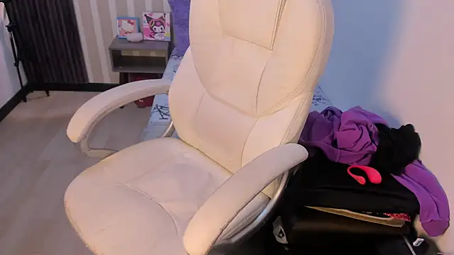Chat +18 de LittleeStar ao vivo