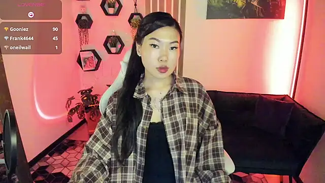 Chat +18 de LunaPurrr ao vivo