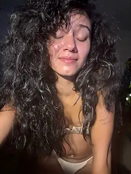 Kittybangerangbang's Live XXX Chat