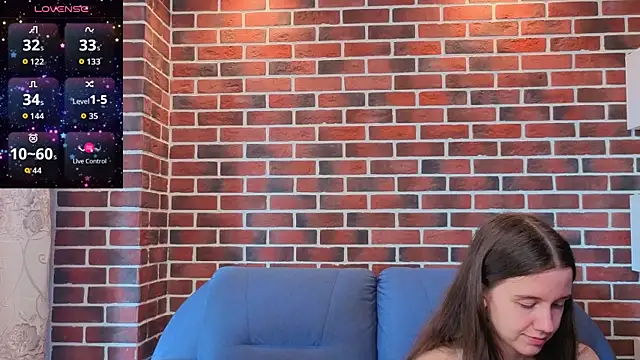 MyrtaMcclaney's Live XXX Chat