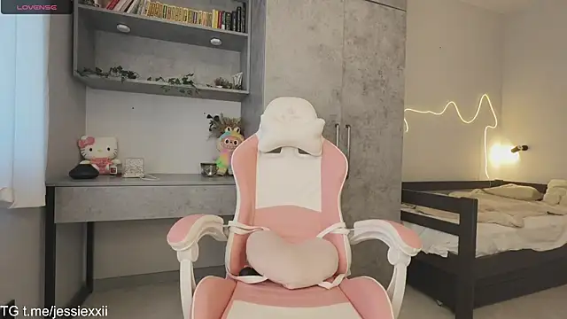 Chat +18 de jessiexxii ao vivo