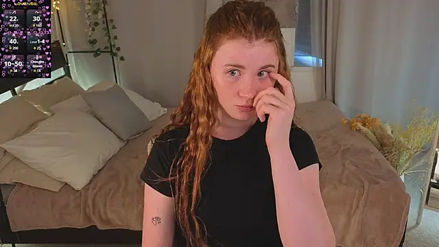 دردشة Freckle_Diyana الجنسية المباشرة
