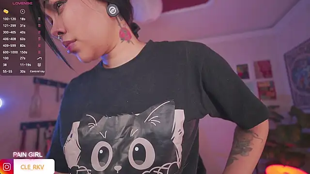 violette_clerk1_'s Live XXX Chat