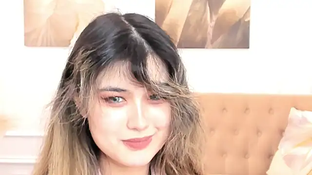 Chat +18 de AnneTLi ao vivo