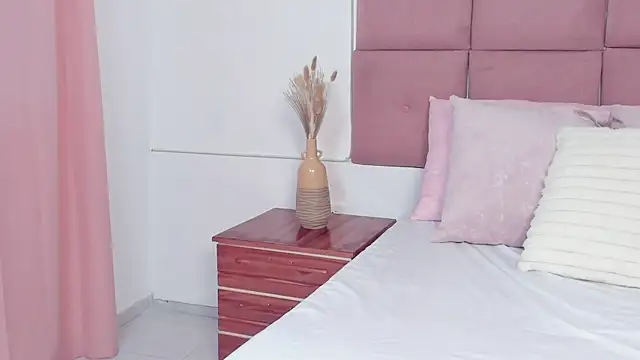 Онлайн чат XXX Piinksoul149