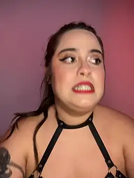 Chat +18 de PutaYasmim ao vivo