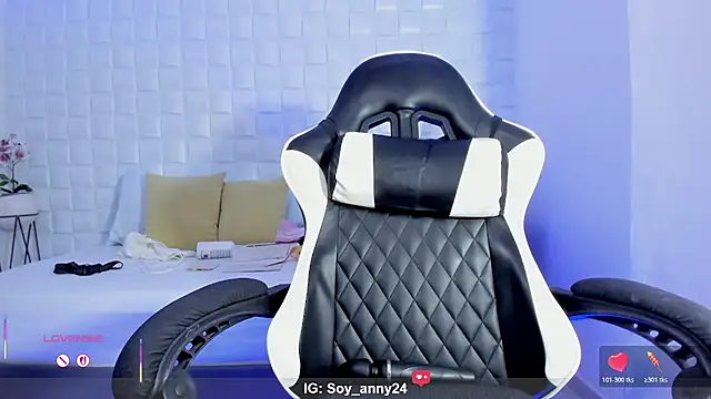 צ'אט XXX בשידור חי של anny_rouse24