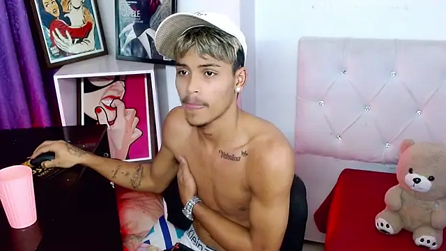 Angel_foxc13's Live XXX Chat