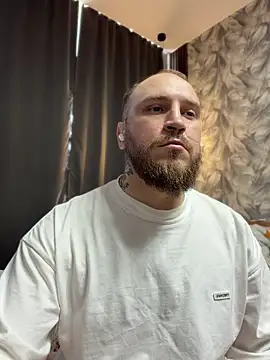 HermanFiren Live XXX chat