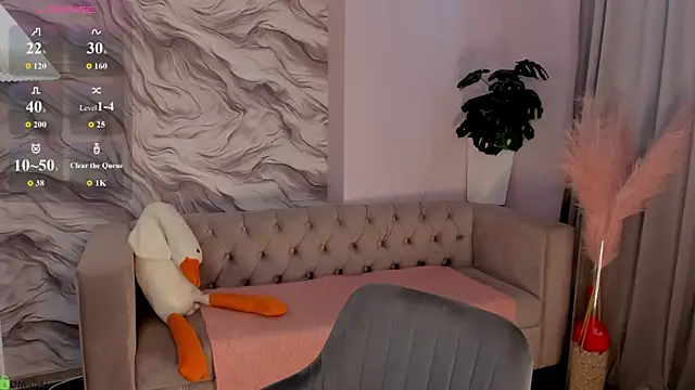 Lonny_Peach Chat XXX in diretta