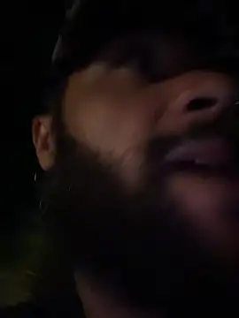HungStr8Lightskin élő XXX-chatje