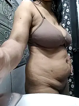 Chat +18 de bellynelly26 ao vivo