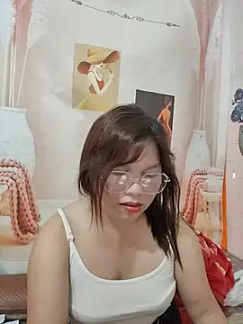 Cover-baa's Live XXX Chat