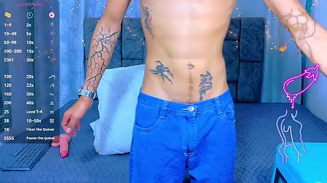 NicolasTorrez live XXX chat