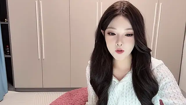 QOiio's Live XXX Chat