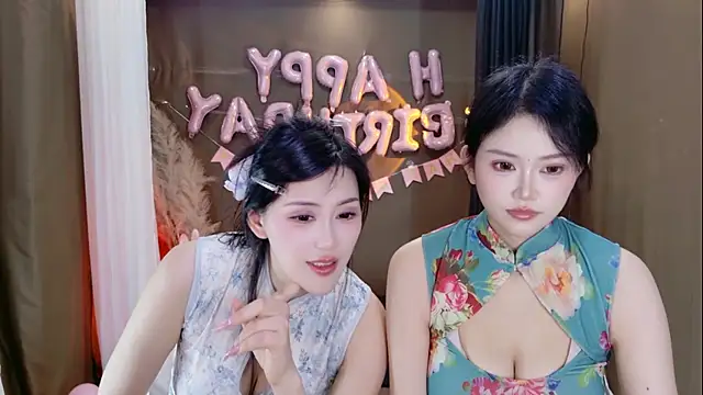 Banana-Milk69 Adlı Modelin Canlı XXX Sohbeti