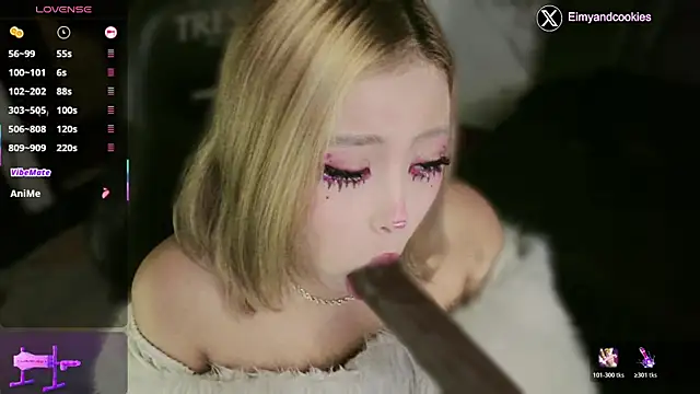 Teen_sofia_ 即時 XXX 聊天