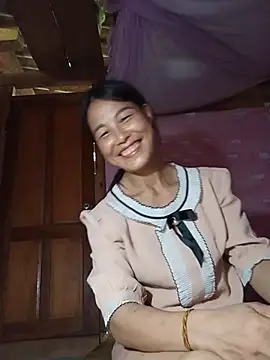 Lily-ly 现场XXX聊天