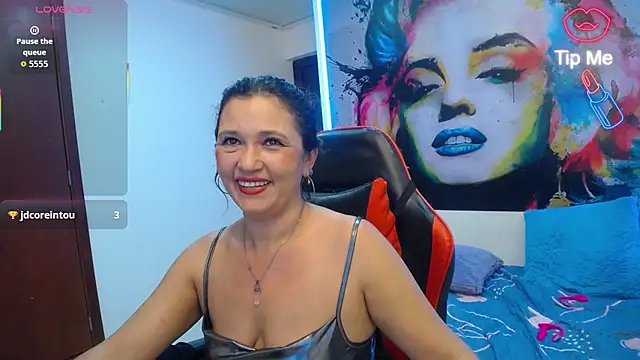 noelia_milf19 Adlı Modelin Canlı XXX Sohbeti