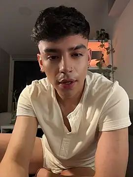 aronnhidden – Naživo XXX chat