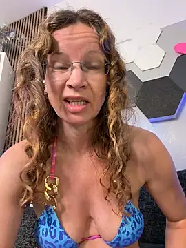 XXX chat uživo modela AnnikaRose