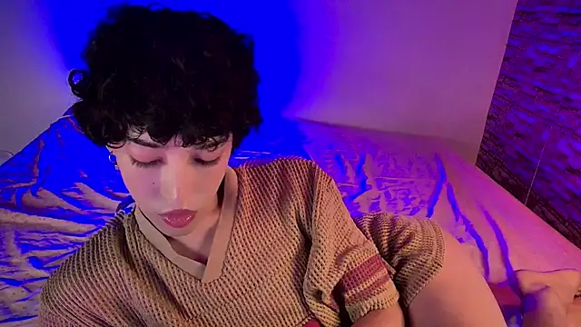 xFemboyToy élő XXX-chatje
