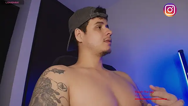 XXX chat uživo modela BjornSteel