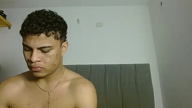 Chat XXX en directo de Jose_And_Daniel