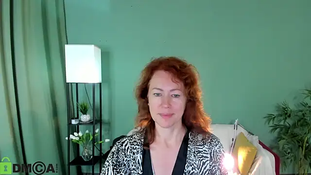 Chat +18 de LeticiaRomano ao vivo