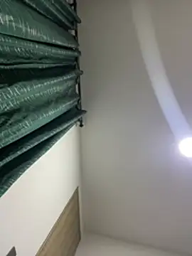 Вебкам-шоу RojitasTeaseX_