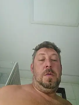XXX chat uživo modela ktmtom247